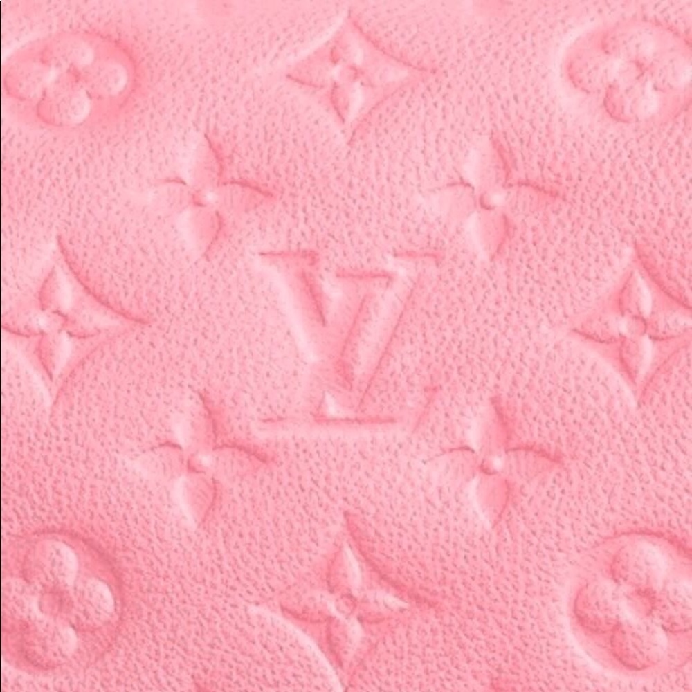 Meet your Posher, Clara